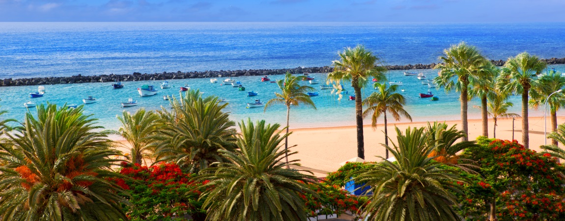 Cheap holidays to lanzarote in april